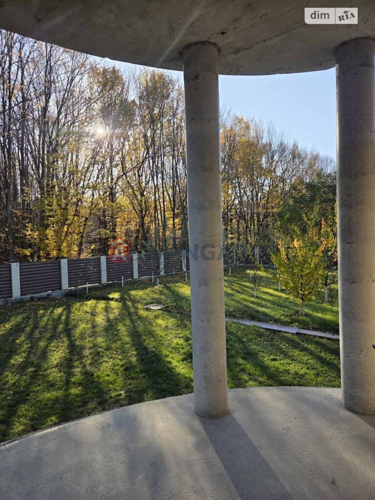 �������, 375 ��.�. ���� 15