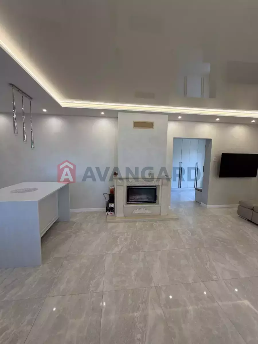 ���, 160 ��.�. ���� 18