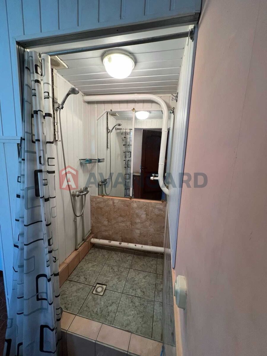 ������� �������, 43 ��.�. ���� 10