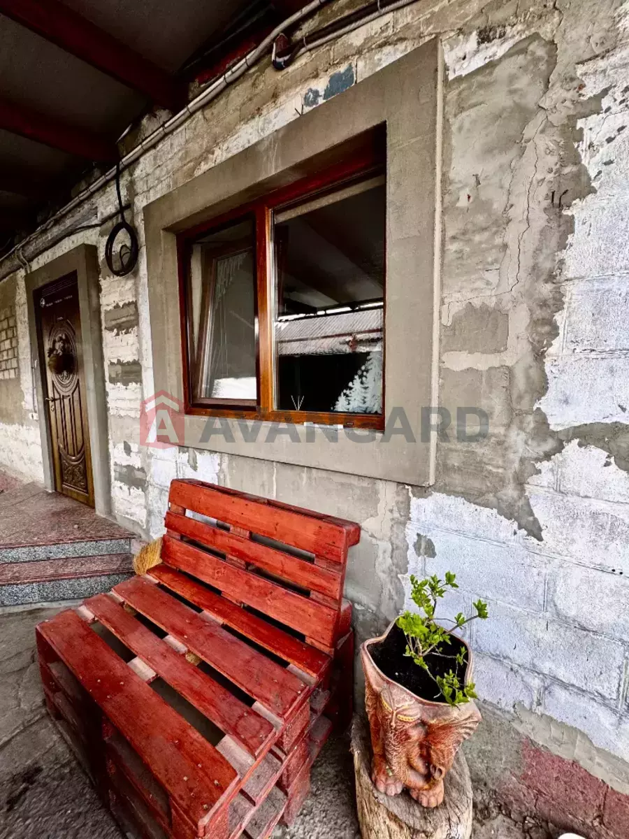 �������, 55 ��.�. ���� 12