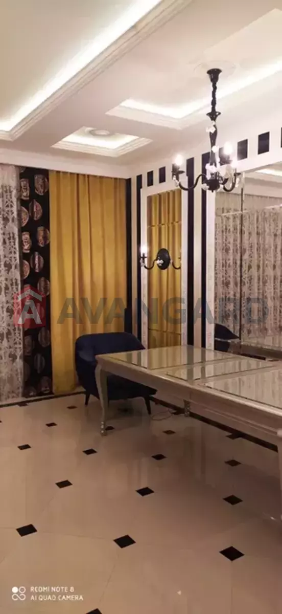 �������, 400 ��.�. ���� 5