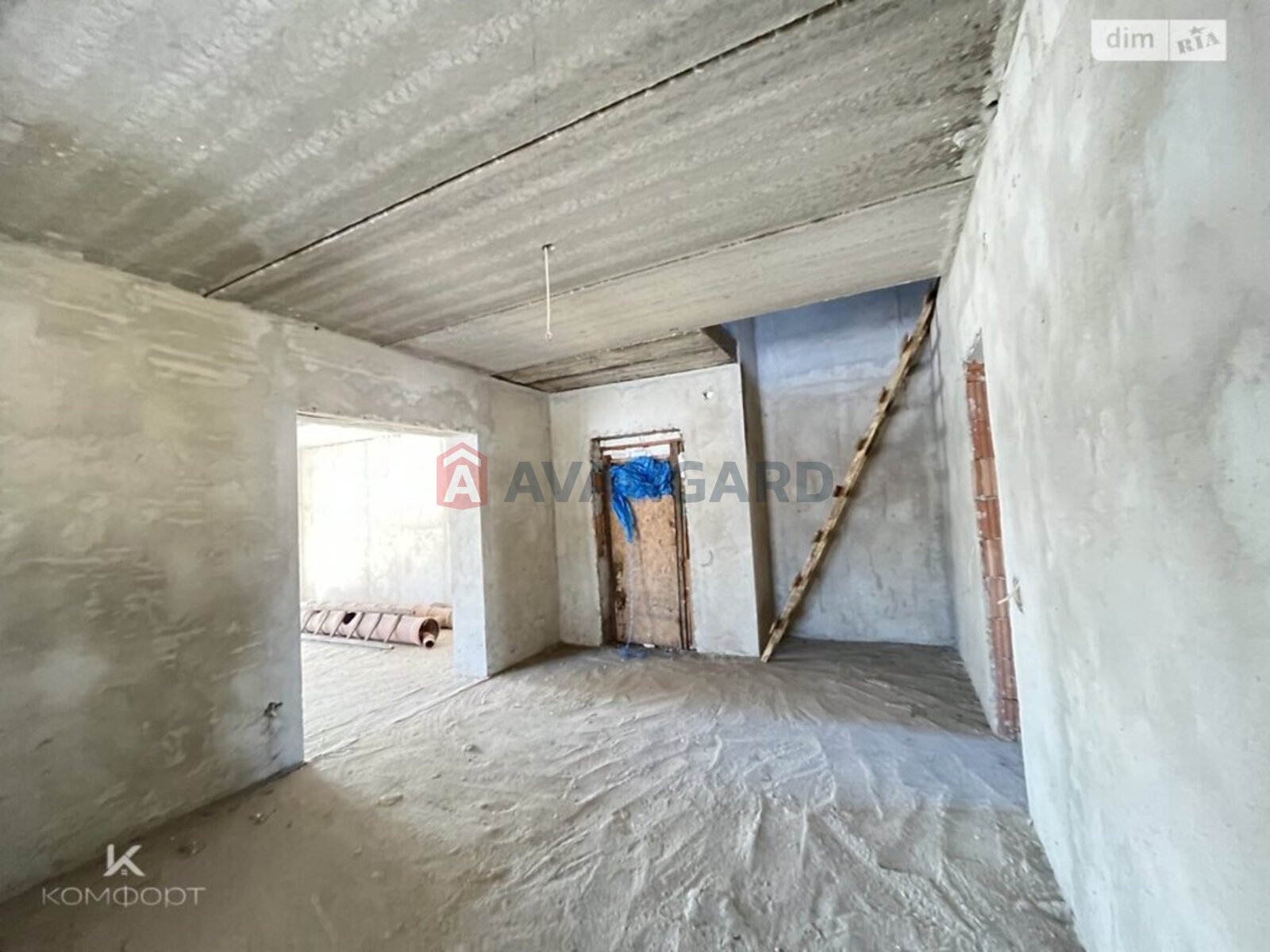 �������, 298 ��.�. ���� 13