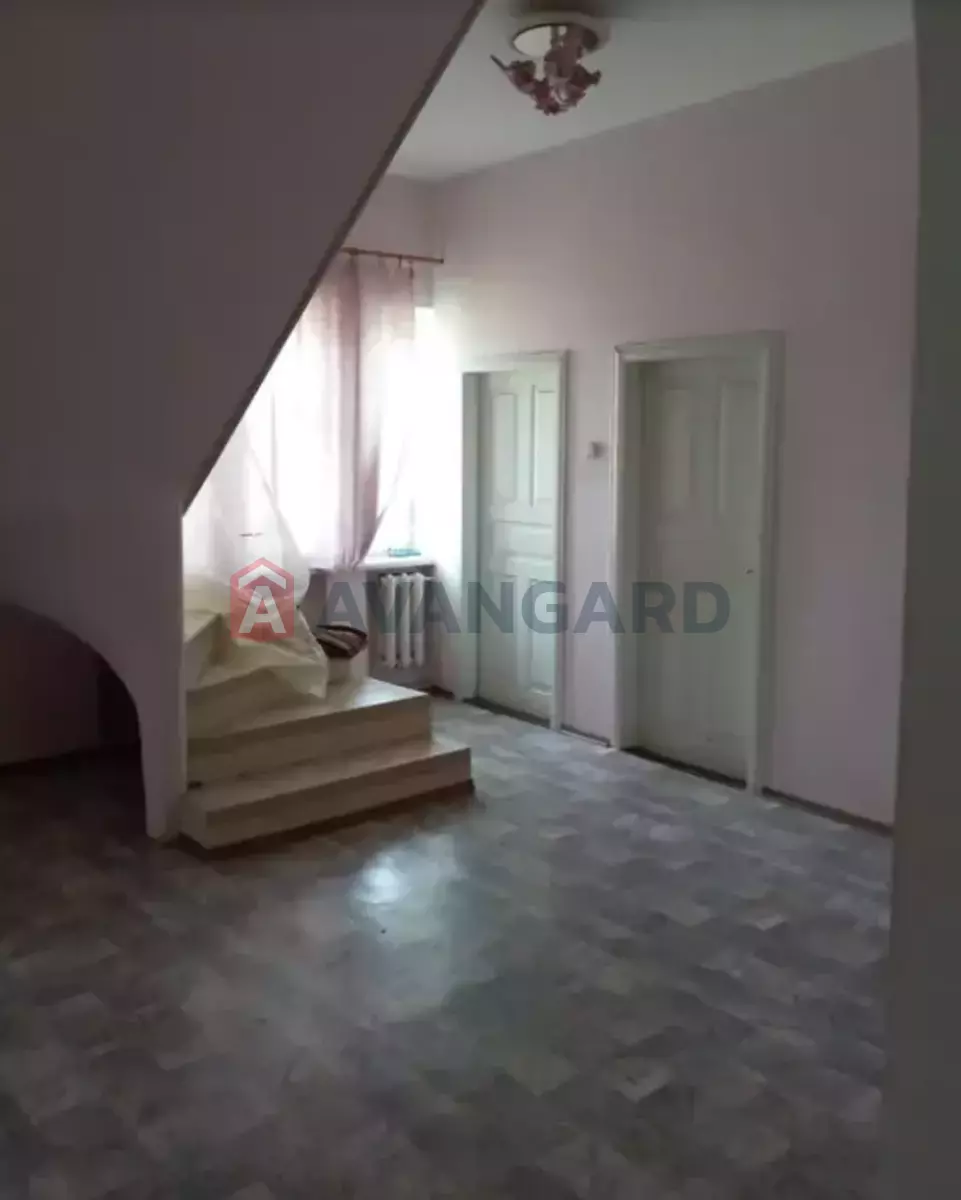 �������, 382 ��.�. ���� 9