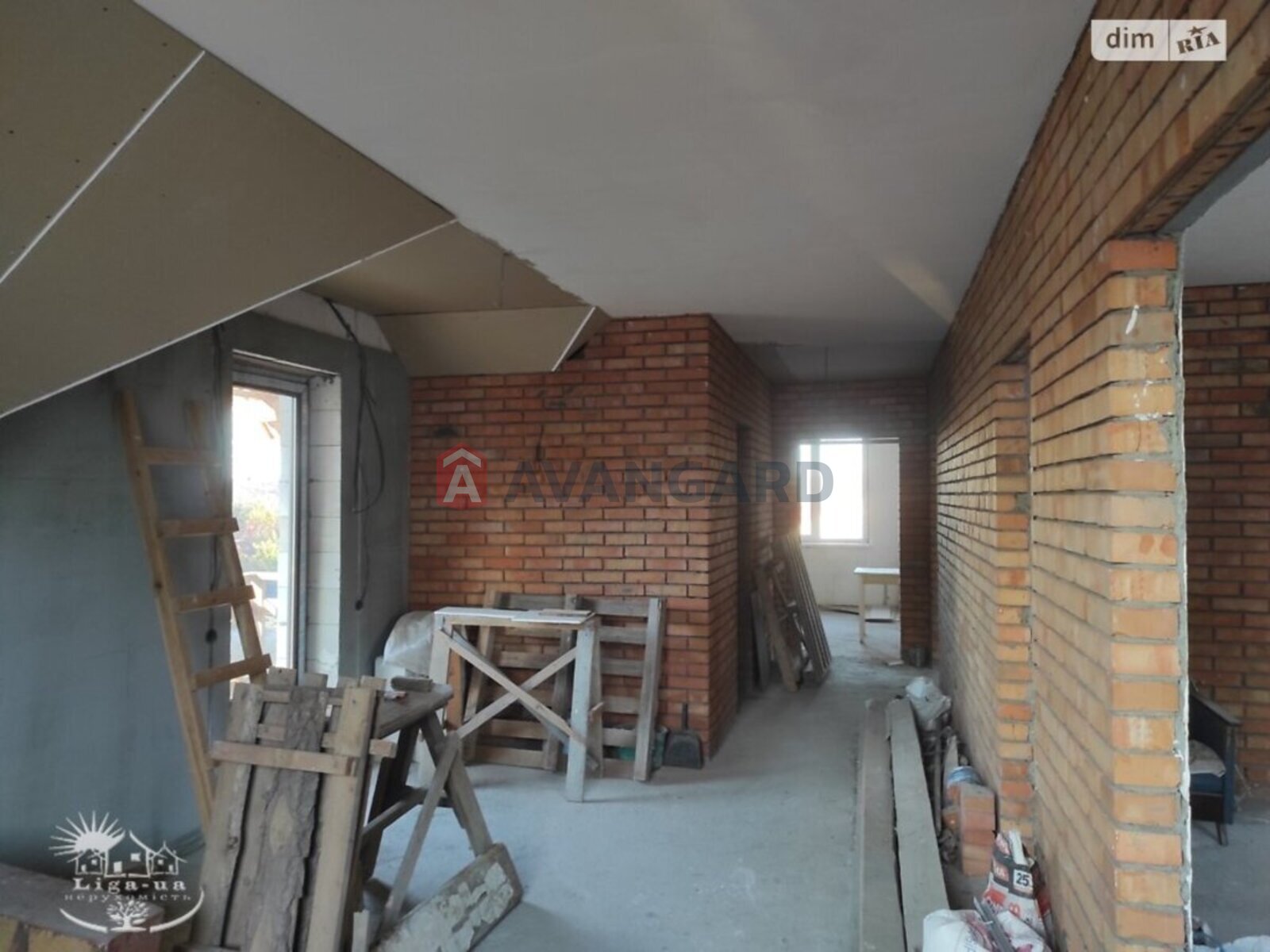 �������, 195 ��.�. ���� 7