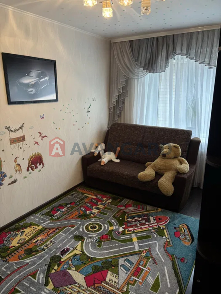 �������, 100 ��.�. ���� 19