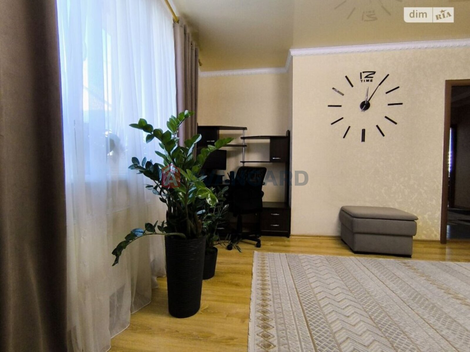 ������� �������, 80 ��.�. ���� 21