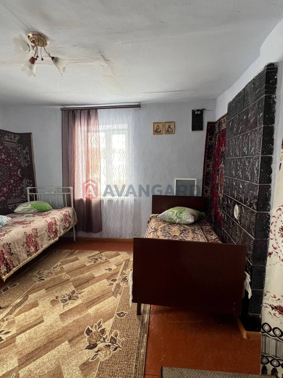 �������, 80 ��.�. ���� 11