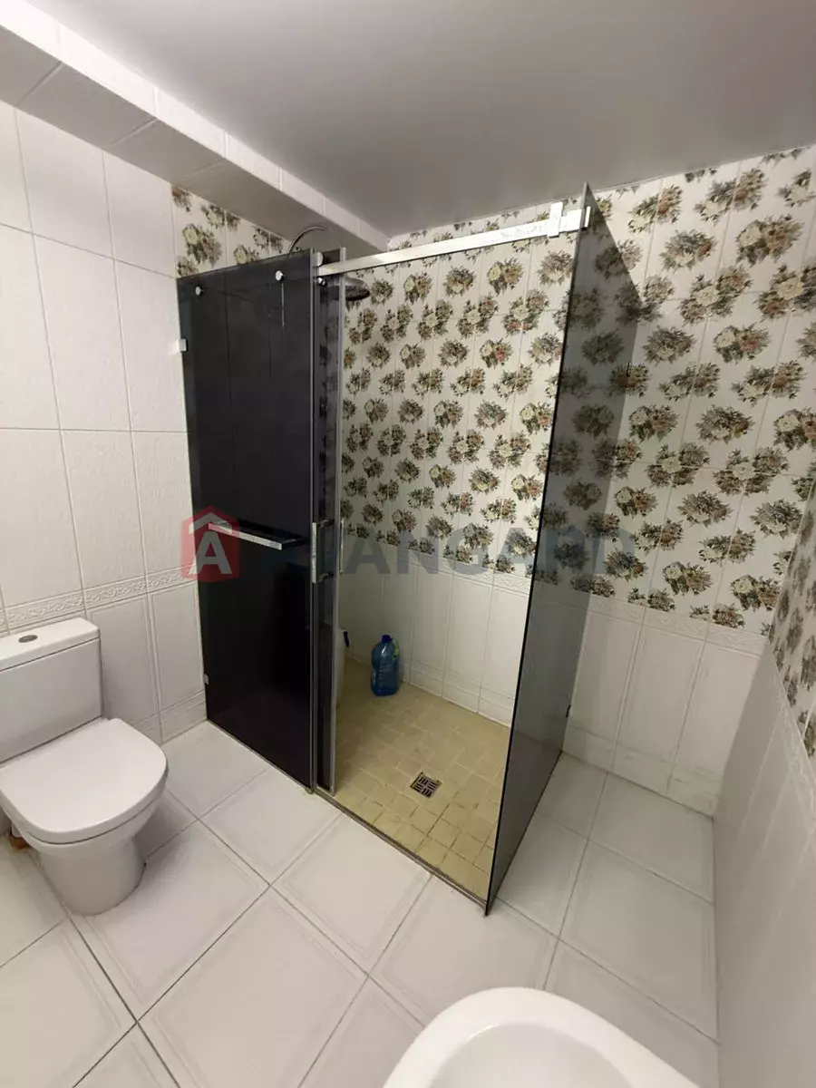 �������, 114 ��.�. ���� 9