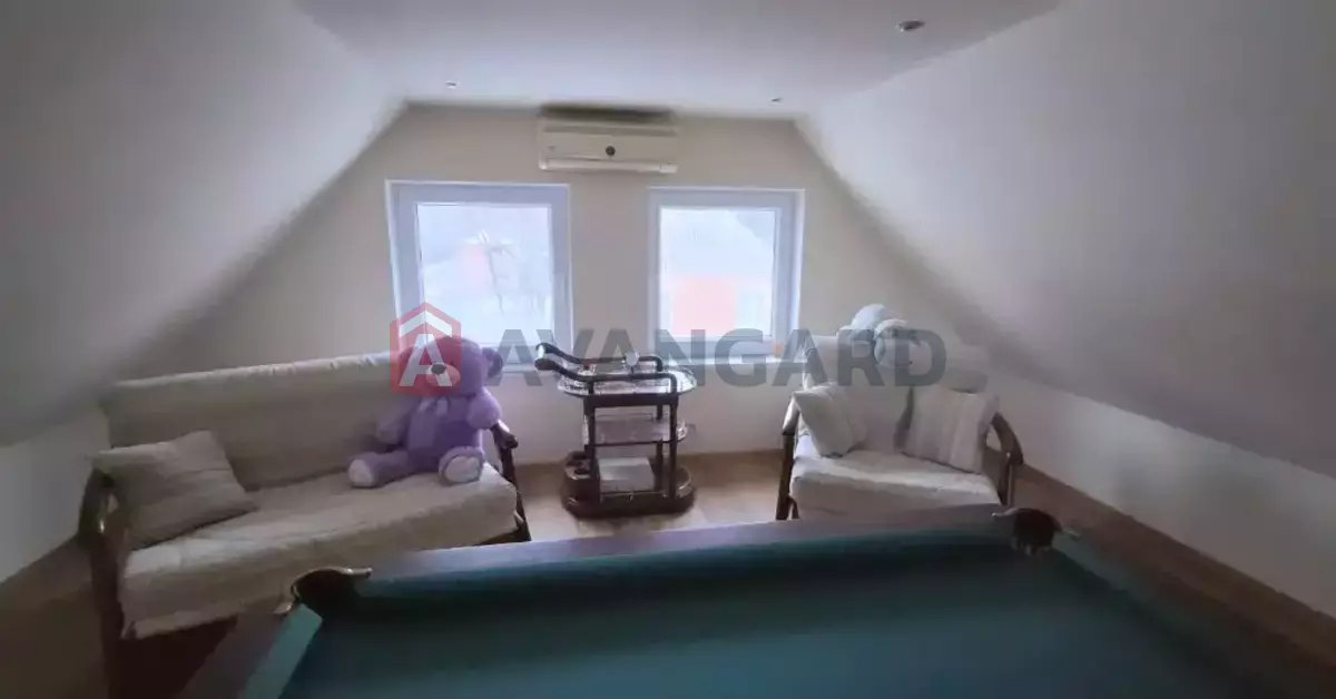 �������, 106 ��.�. ���� 10