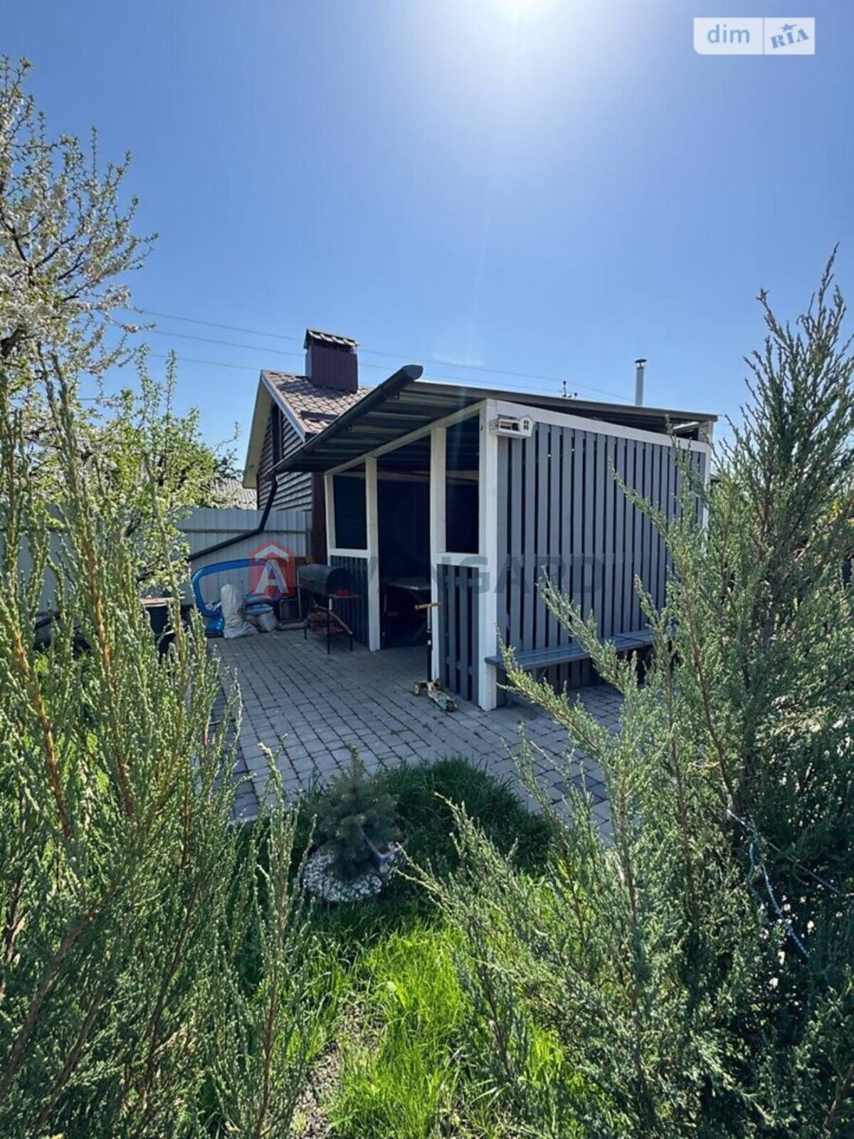 �������, 100 ��.�. ���� 28