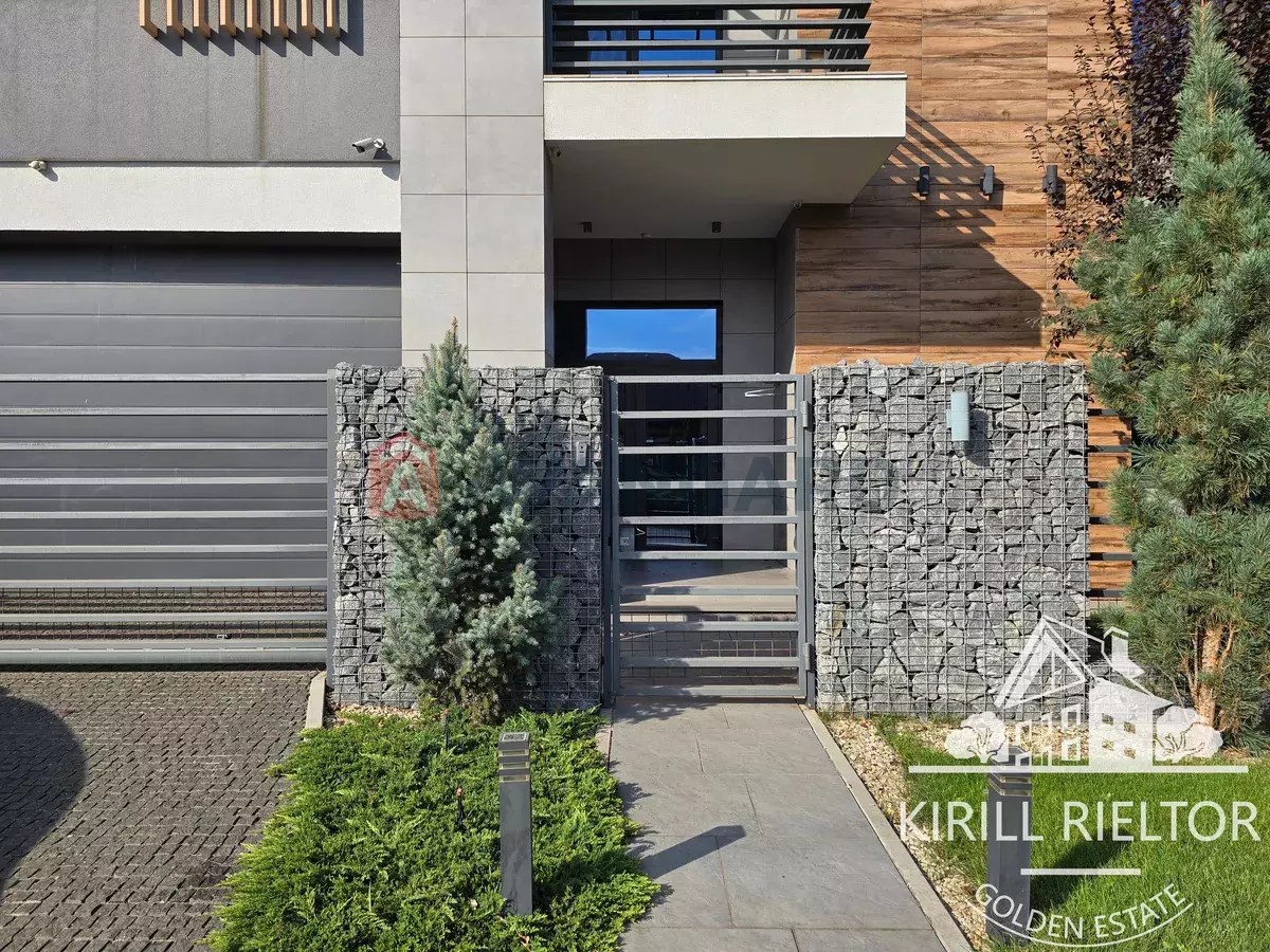 �������, 306 ��.�. ���� 19