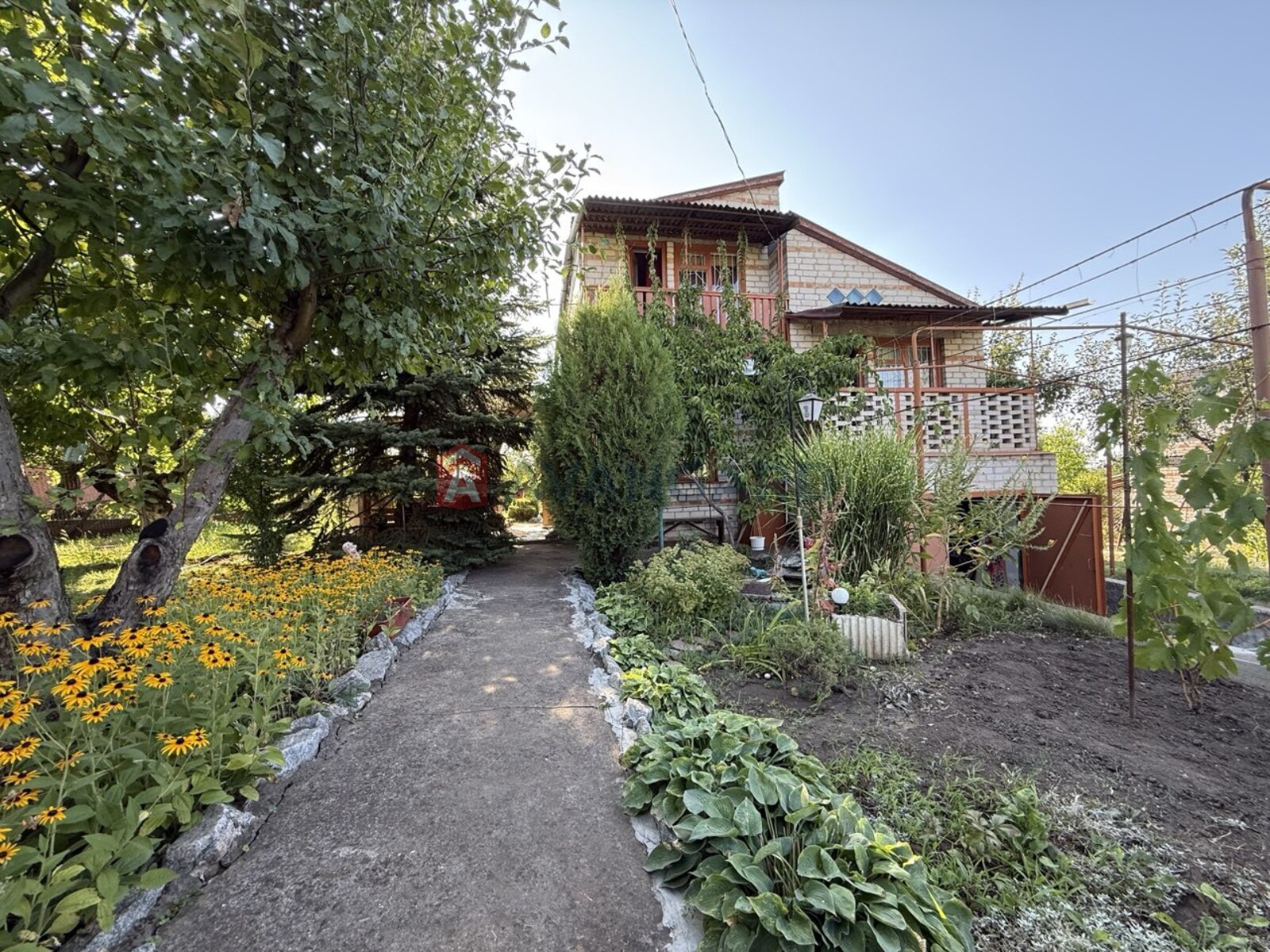 ����, 100 ��.�. ���� 9