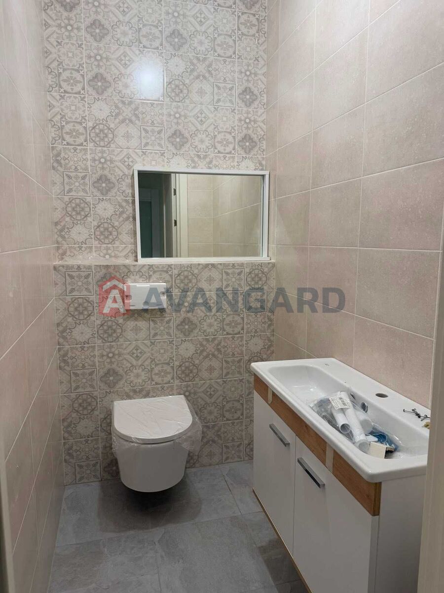 �������, 130 ��.�. ���� 11