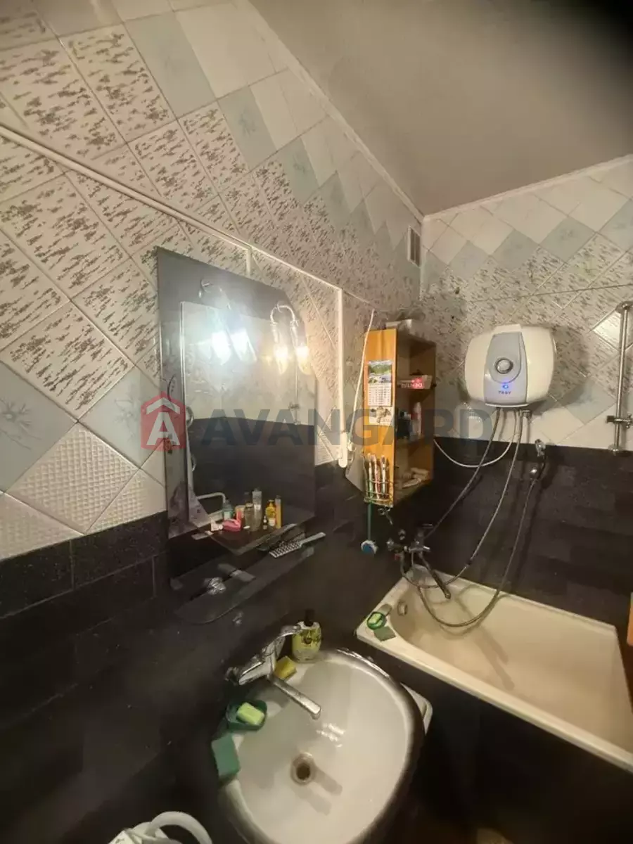 �������, 145 ��.�. ���� 11