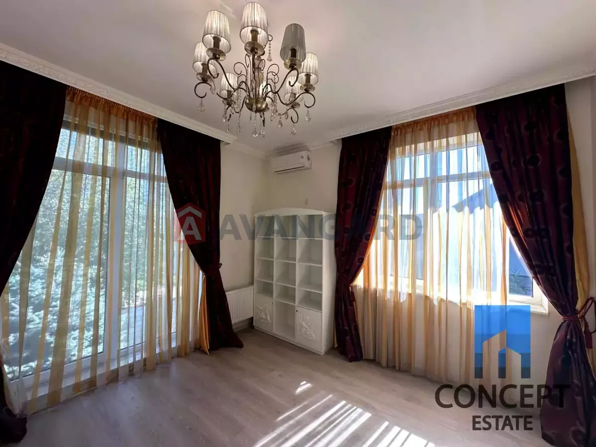 �������, 250 ��.�. ���� 18