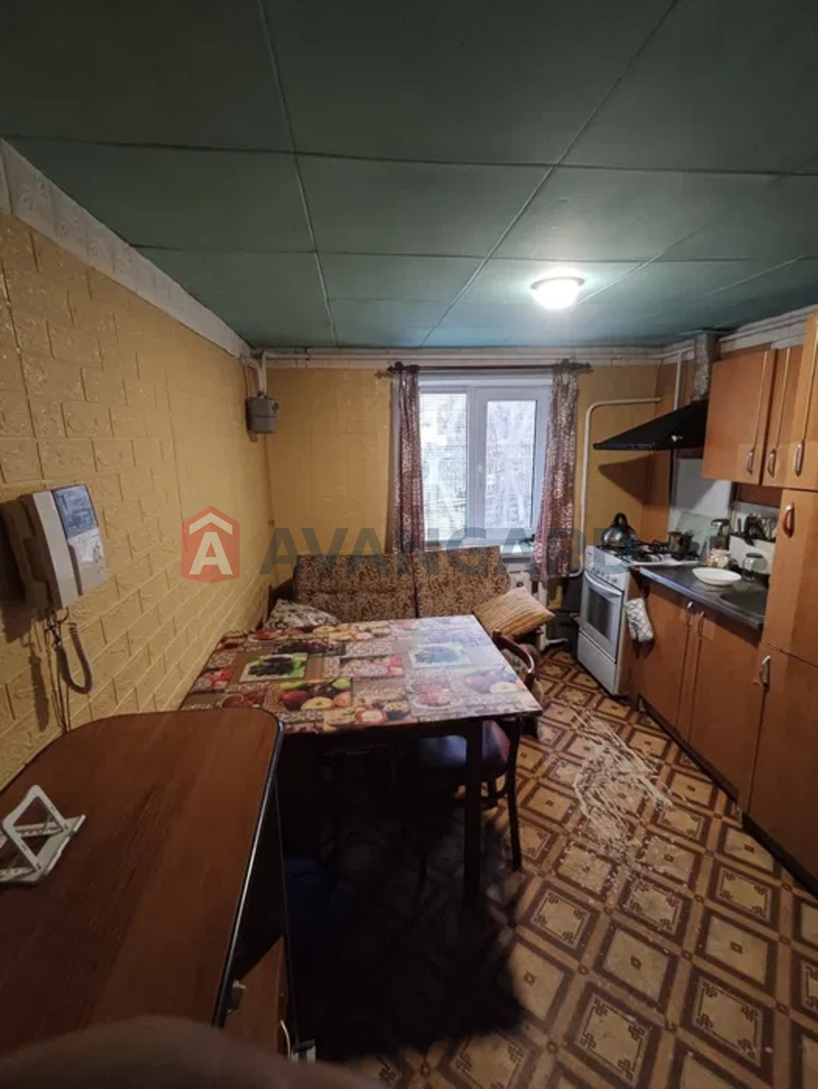 �������, 82 ��.�. ���� 9