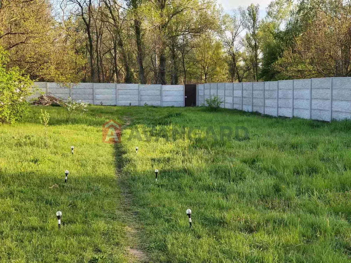 �������, 120 ��.�. ���� 8