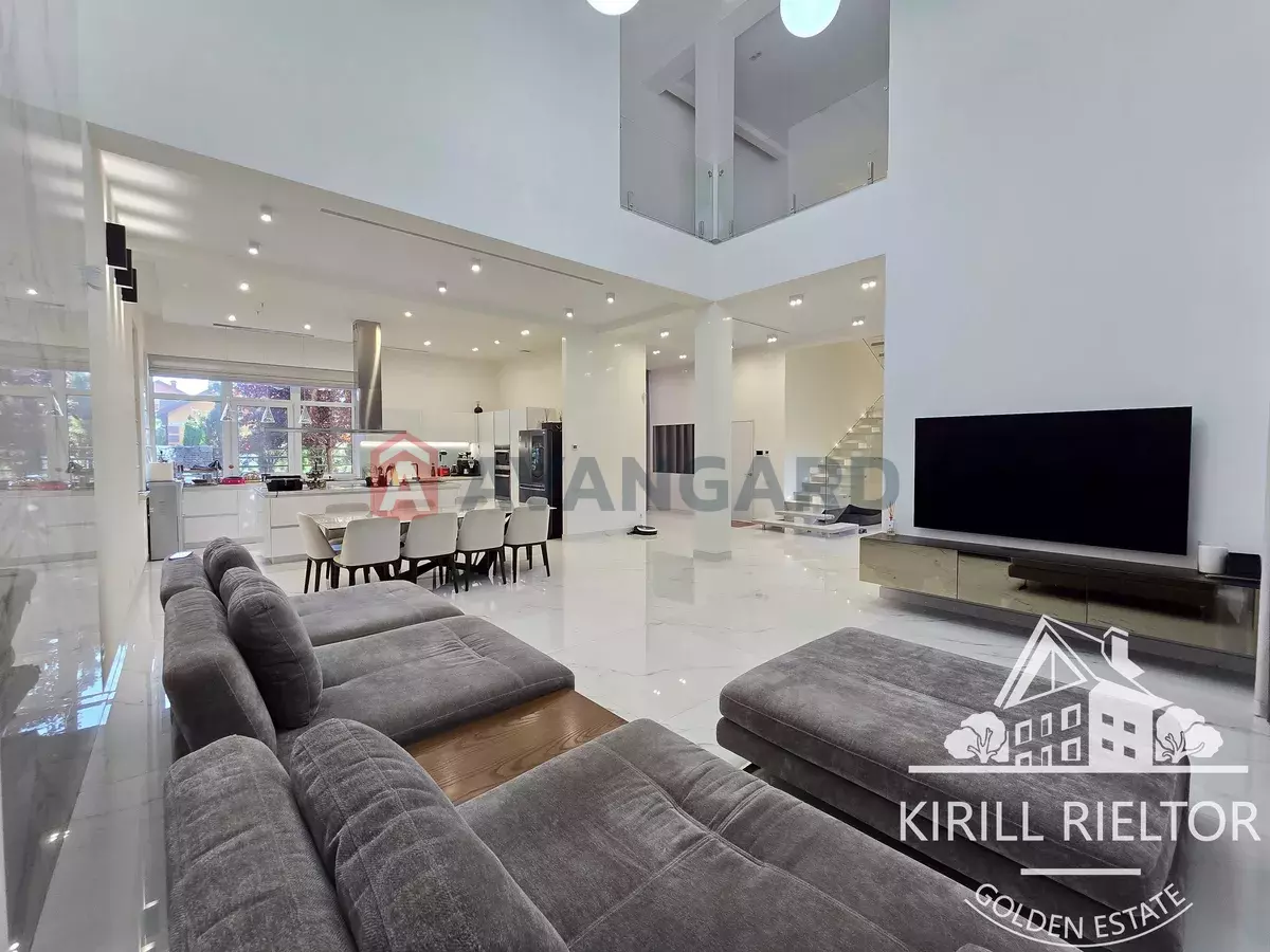 �������, 306 ��.�. ���� 2