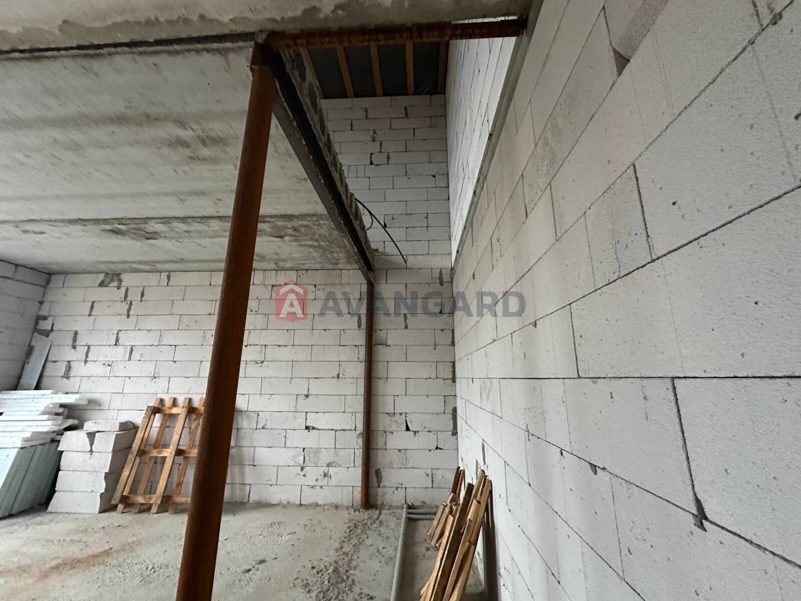 ��������, 47 ��.�. ���� 8