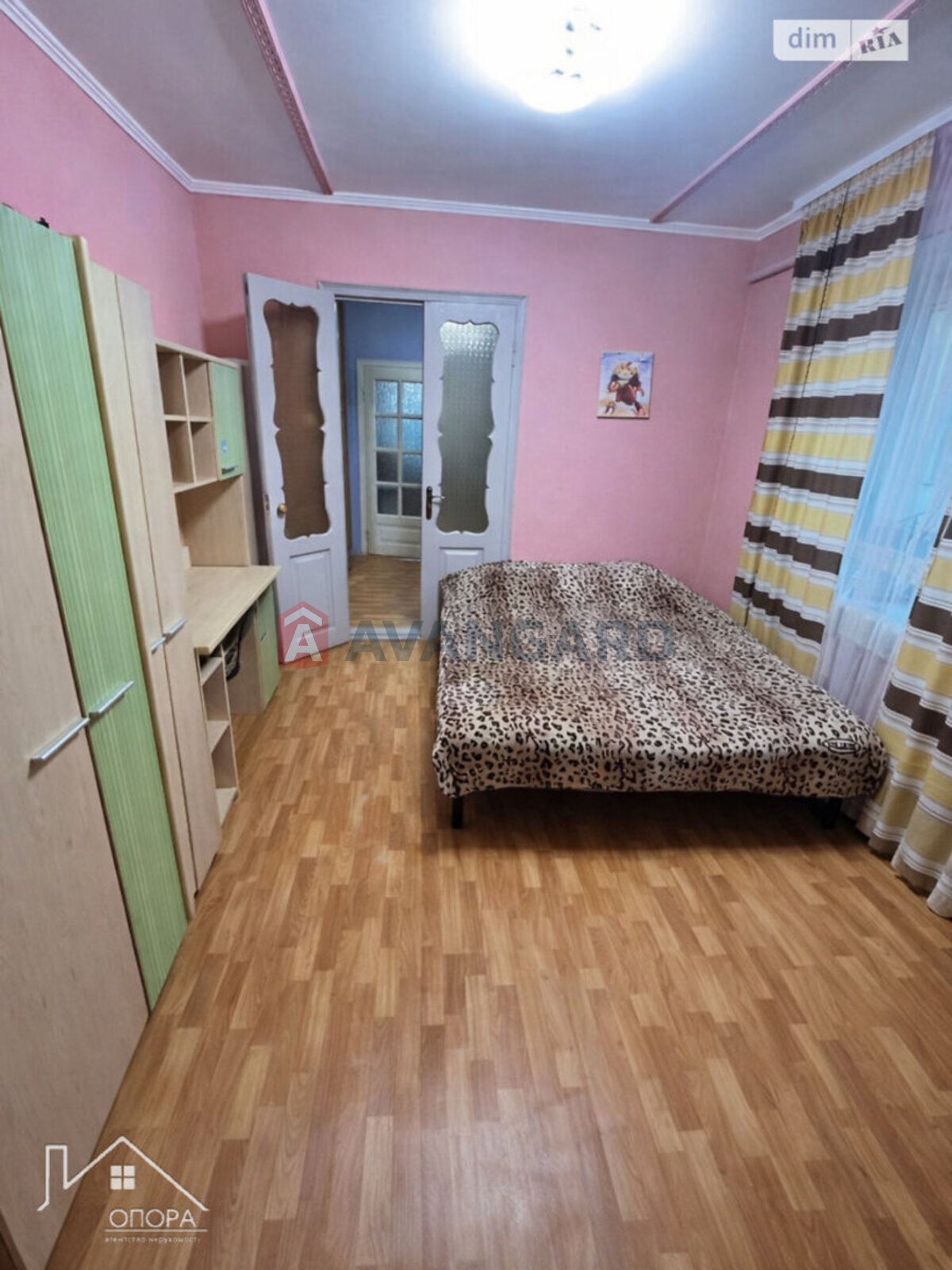 �������, 244 ��.�. ���� 3