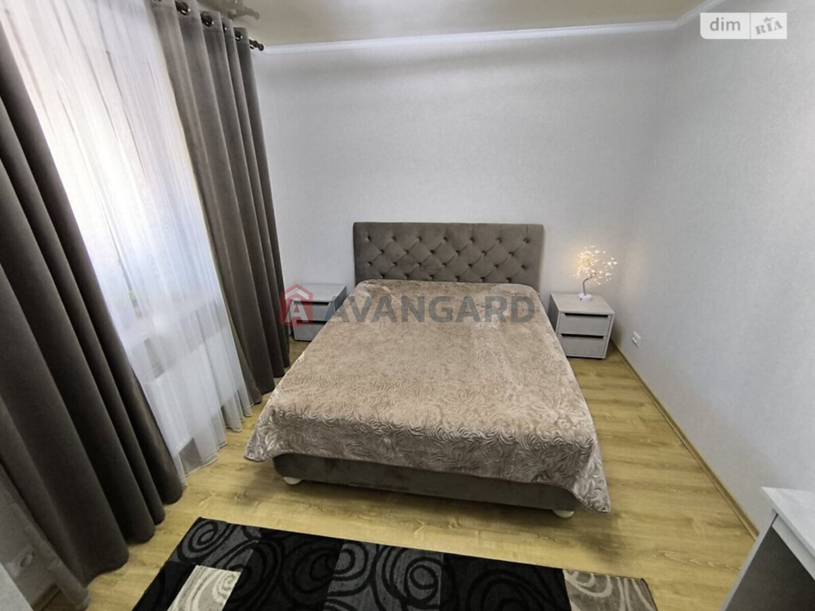 ������� �������, 80 ��.�. ���� 27