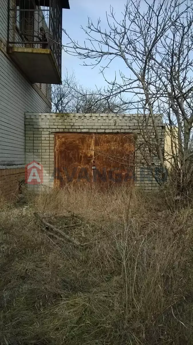 ����, 200 ��.�. ���� 3