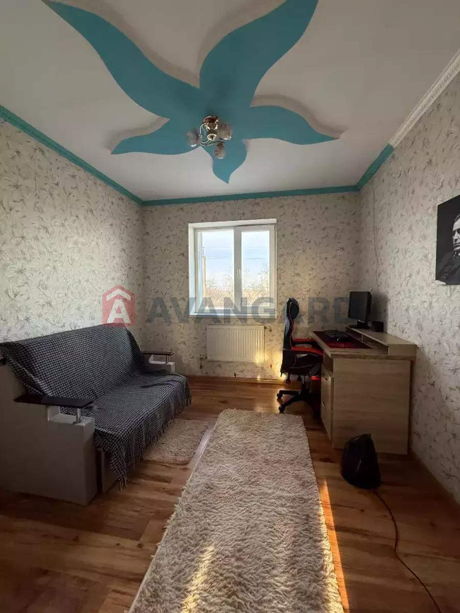 �������, 172 ��.�. ���� 15