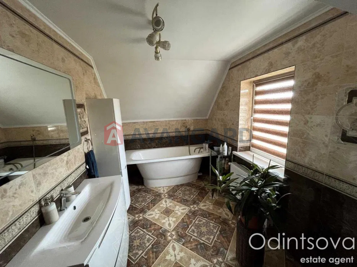 �������, 119 ��.�. ���� 8