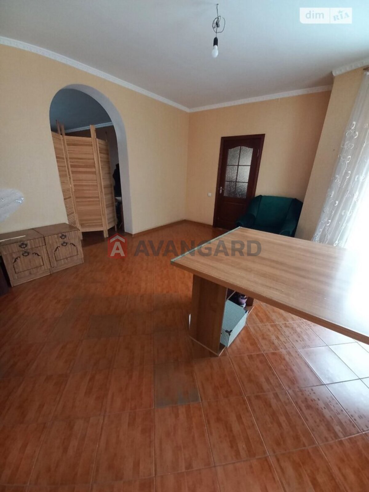 �������, 213 ��.�. ���� 15