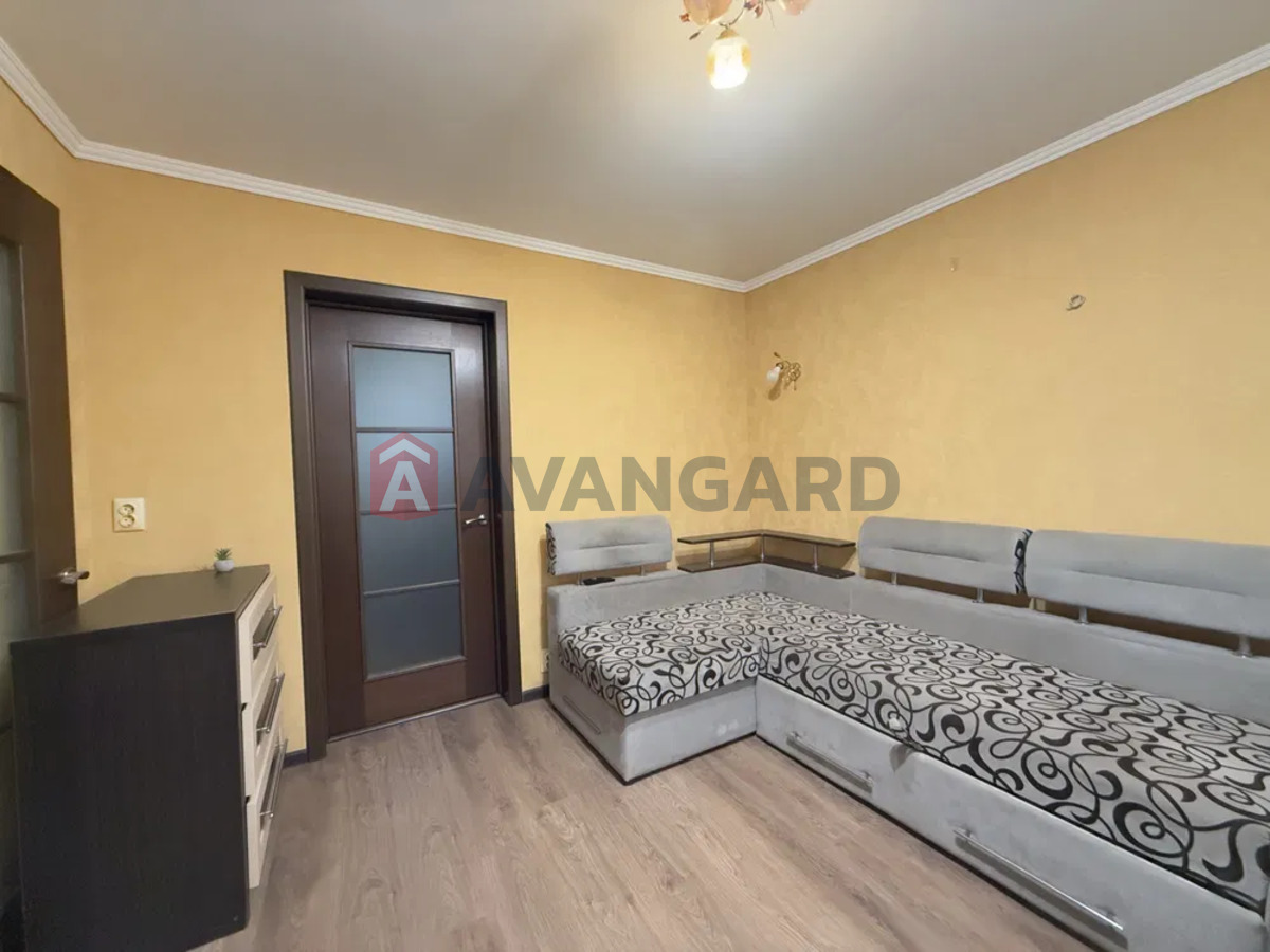 ������� �������, 42 ��.�. ���� 1