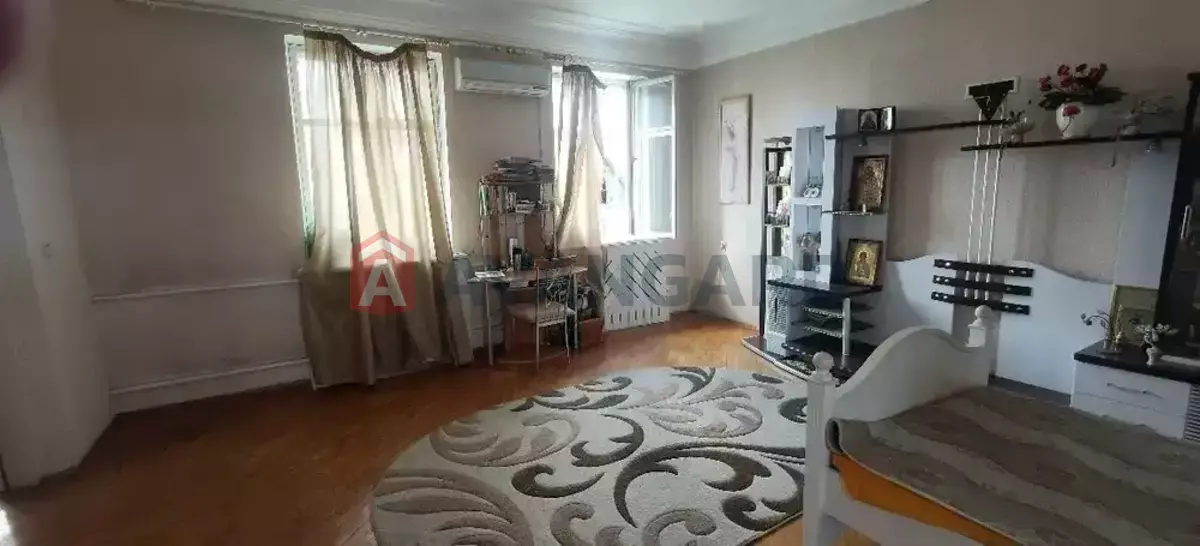 �������, 280 ��.�. ���� 17