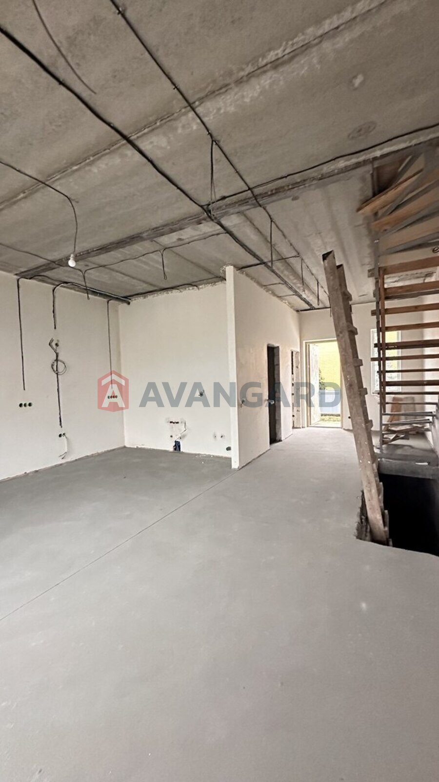 ��������, 170 ��.�. ���� 9