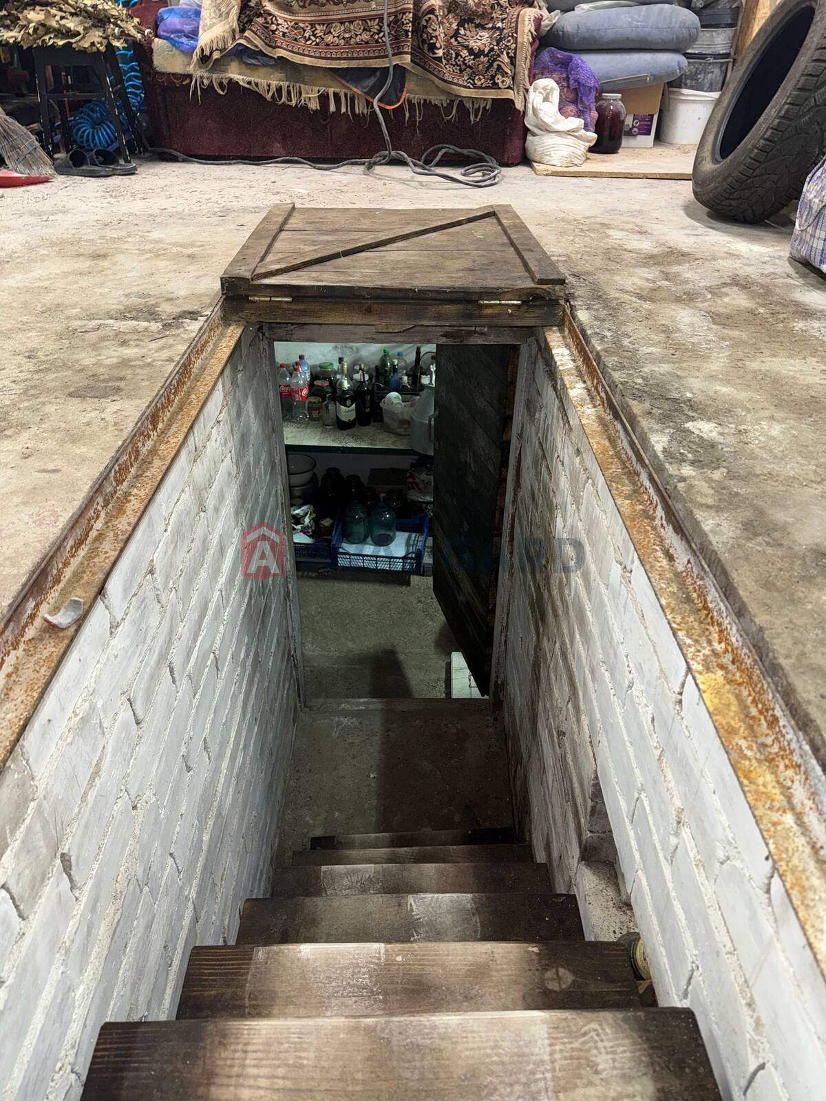 �������, 136 ��.�. ���� 25