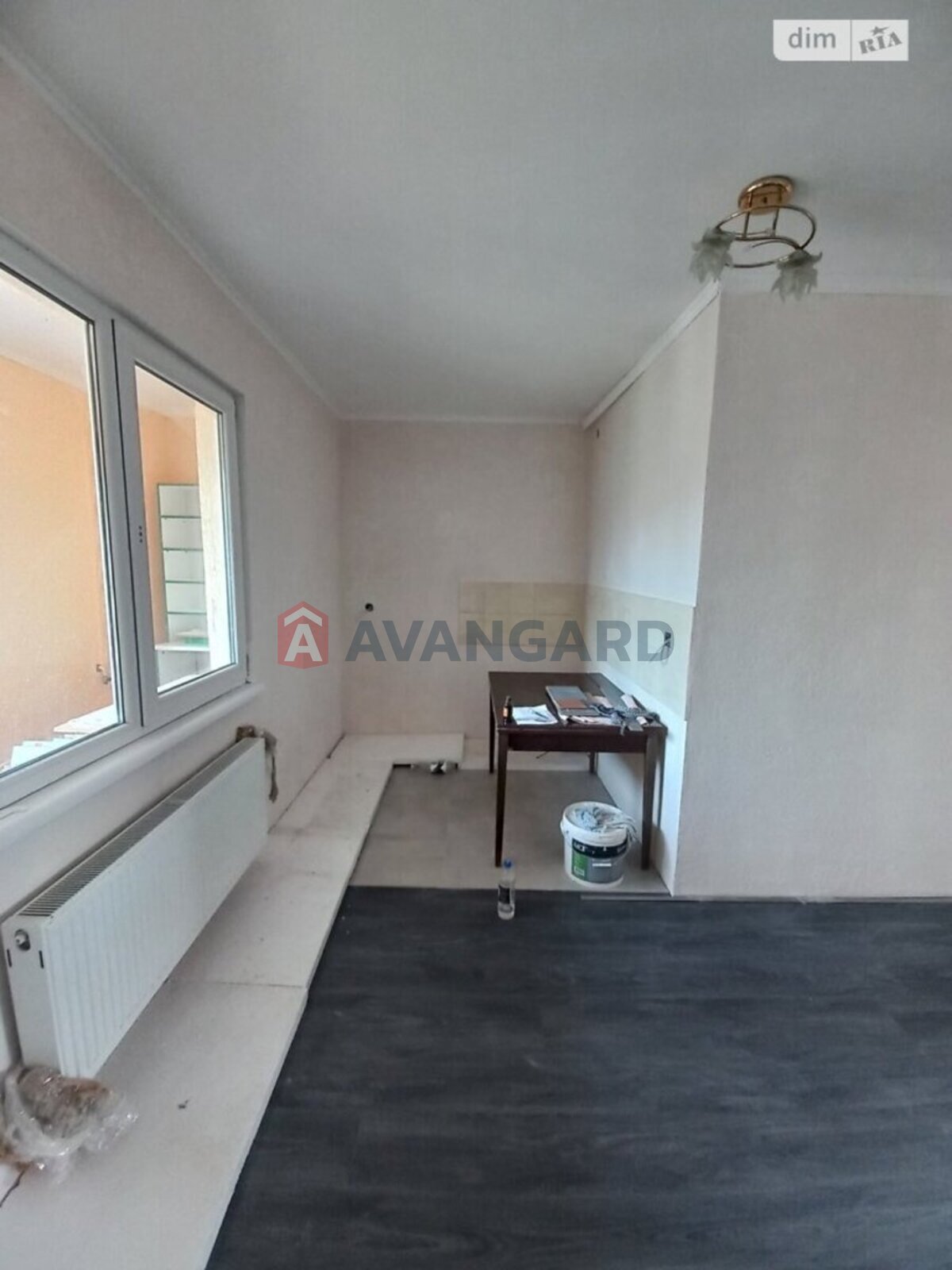 �������, 165 ��.�. ���� 15