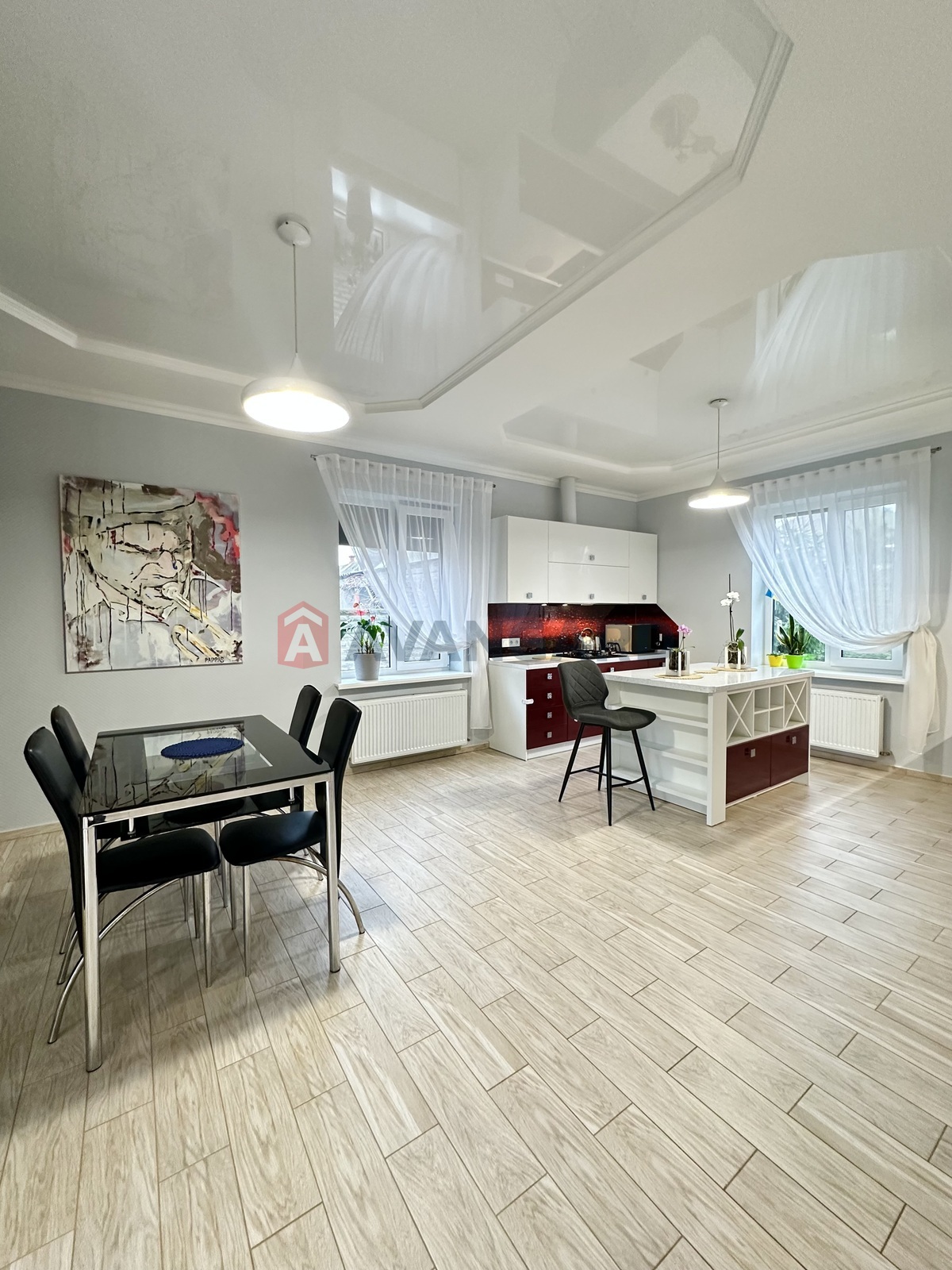 �������, 246 ��.�. ���� 8