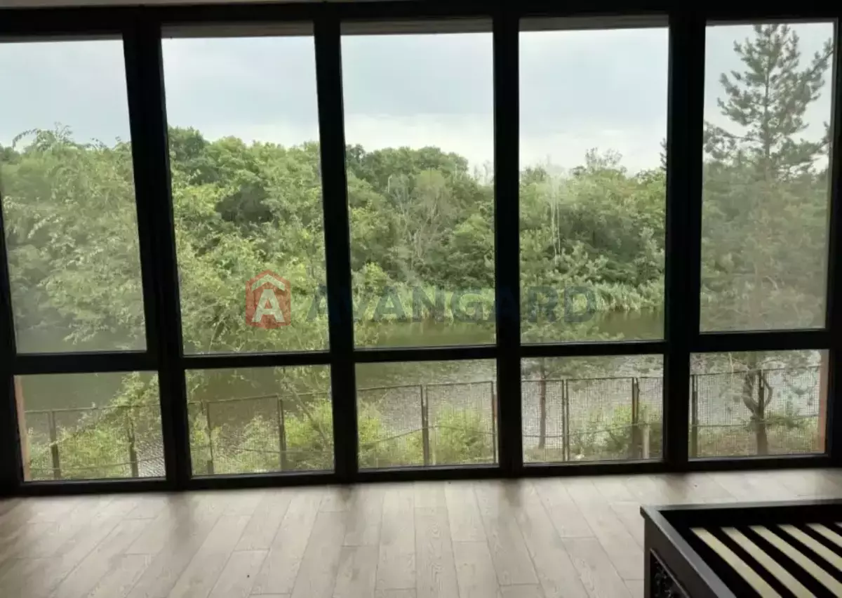 100 ��.�. ���� 6