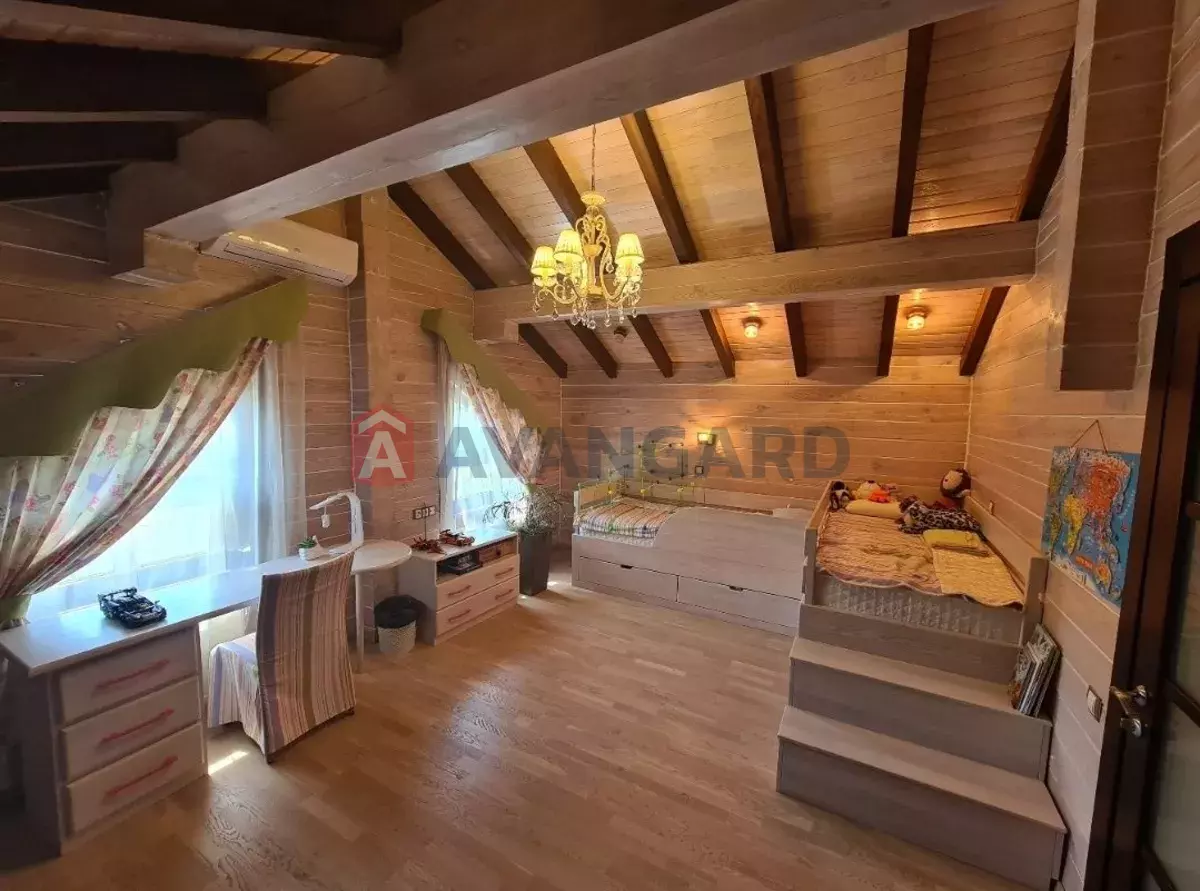 �������, 190 ��.�. ���� 21