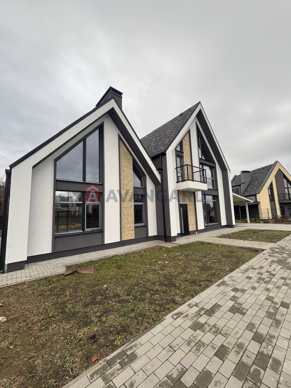 �������, 196 ��.�. ���� 4