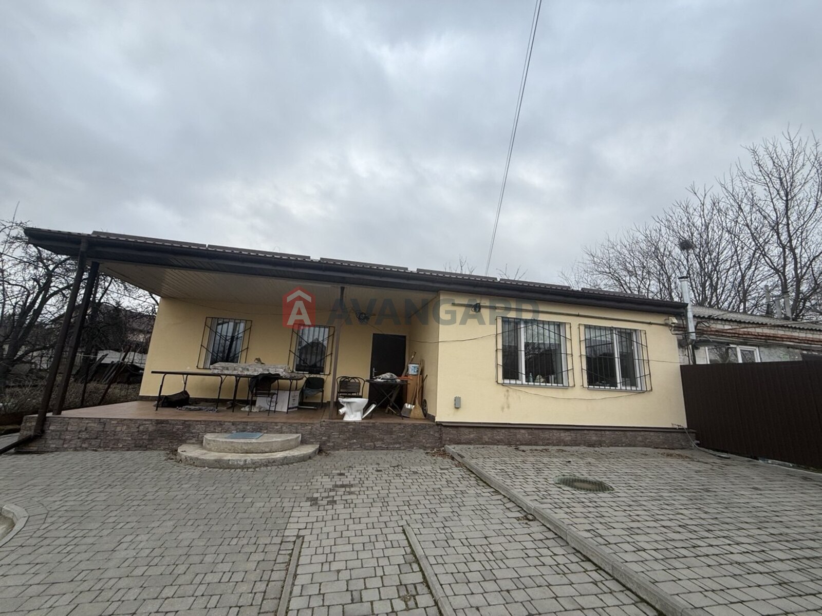 ������� �������, 77 ��.�. ���� 1