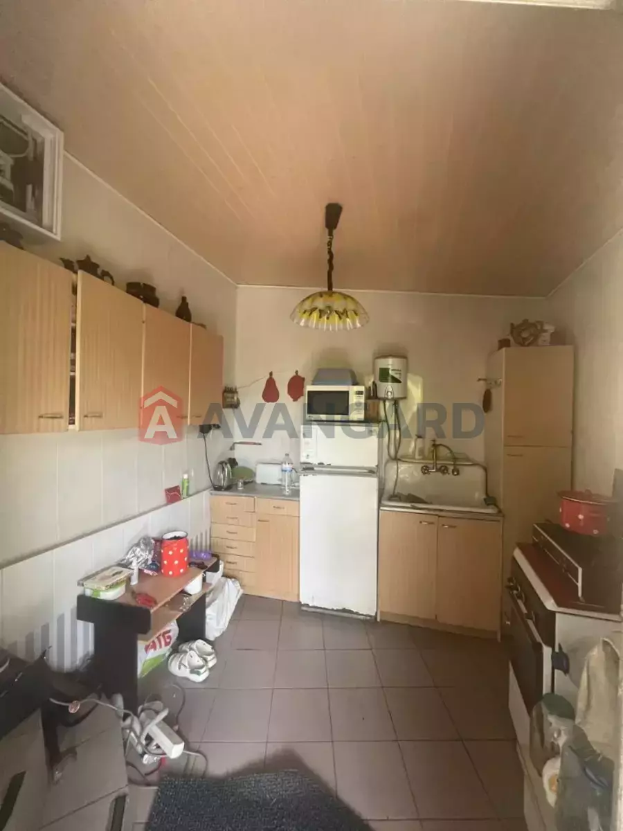 ����, 124 ��.�. ���� 8