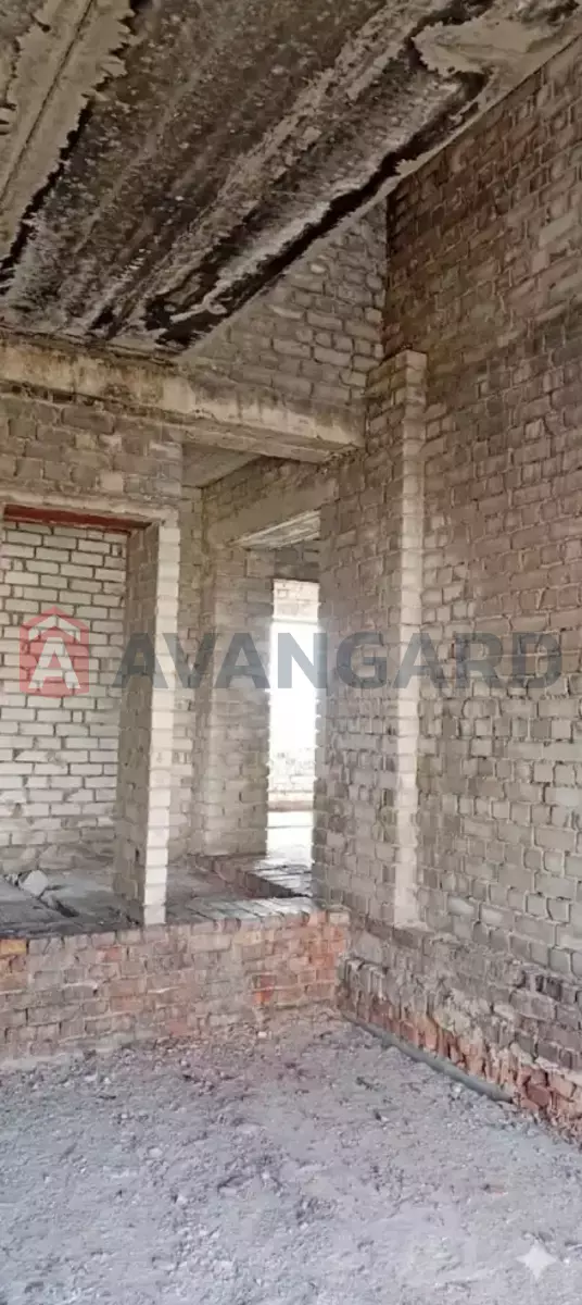 �������, 270 ��.�. ���� 12