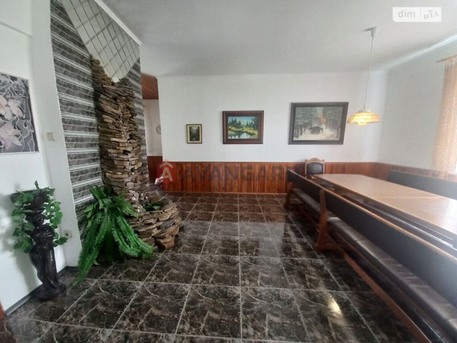 �������, 400 ��.�. ���� 13