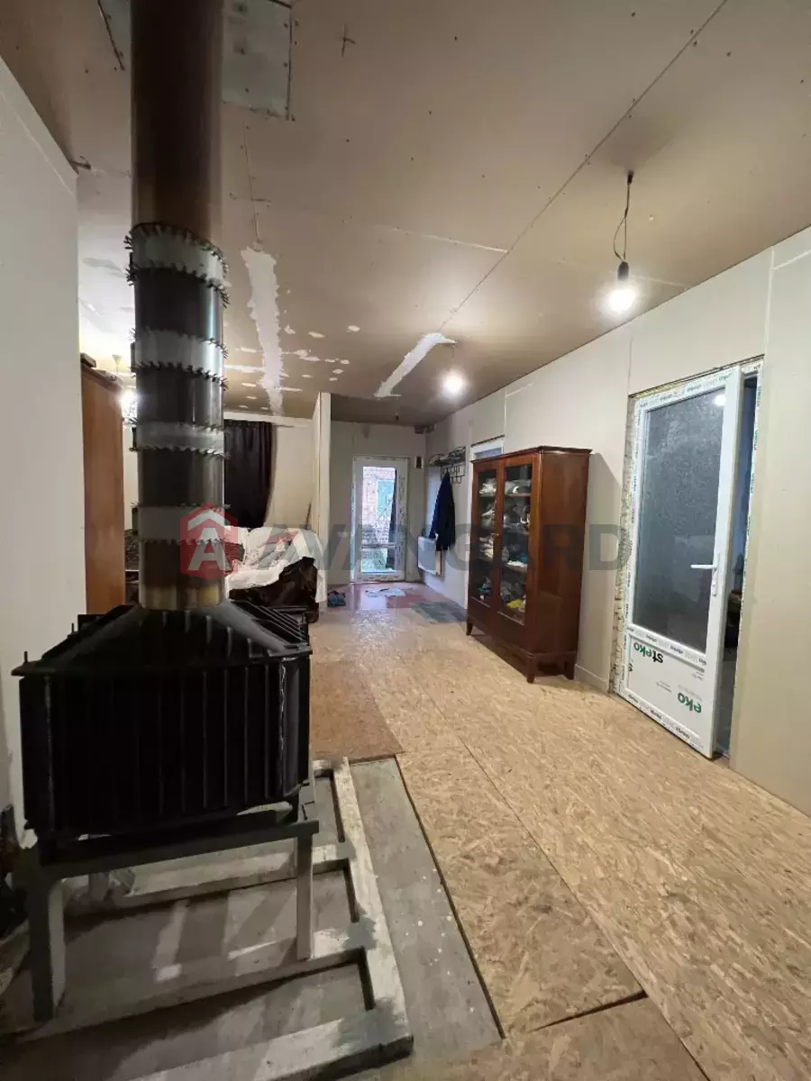 �������, 103 ��.�. ���� 10