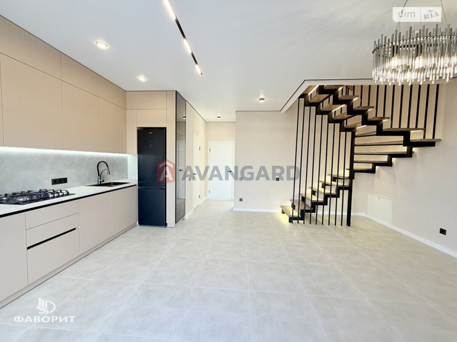 ��������, 98 ��.�. ���� 1