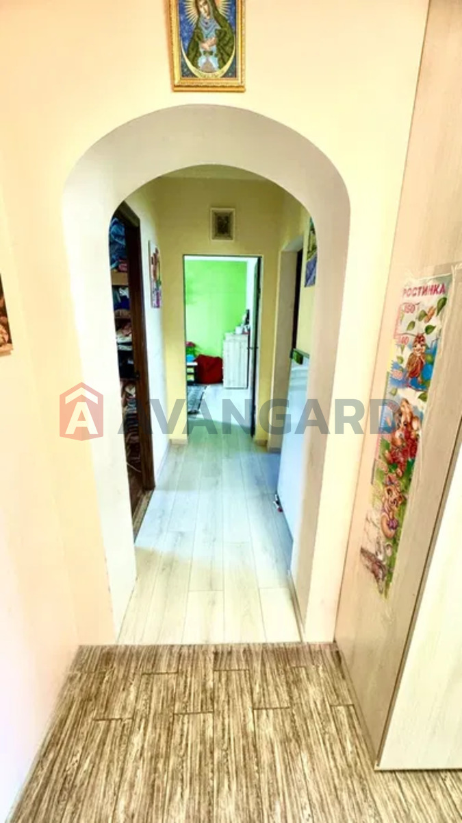 �������, 80 ��.�. ���� 10