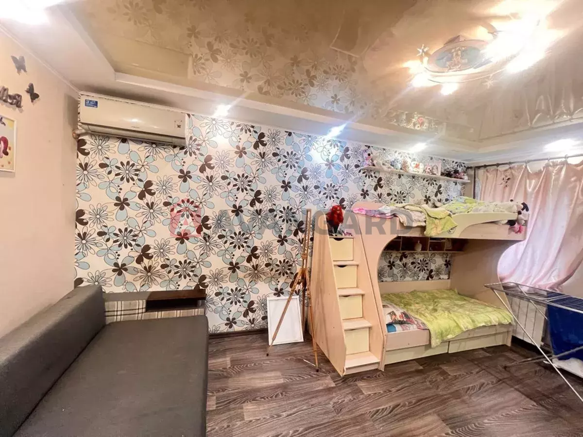 �������, 71 ��.�. ���� 12