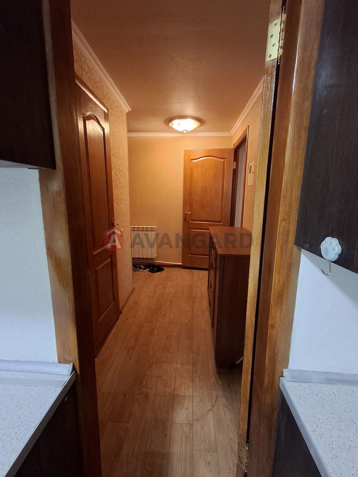 �������, 100 ��.�. ���� 10