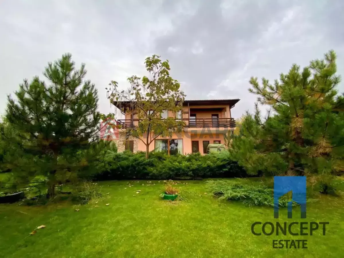 �������, 221 ��.�. ���� 1