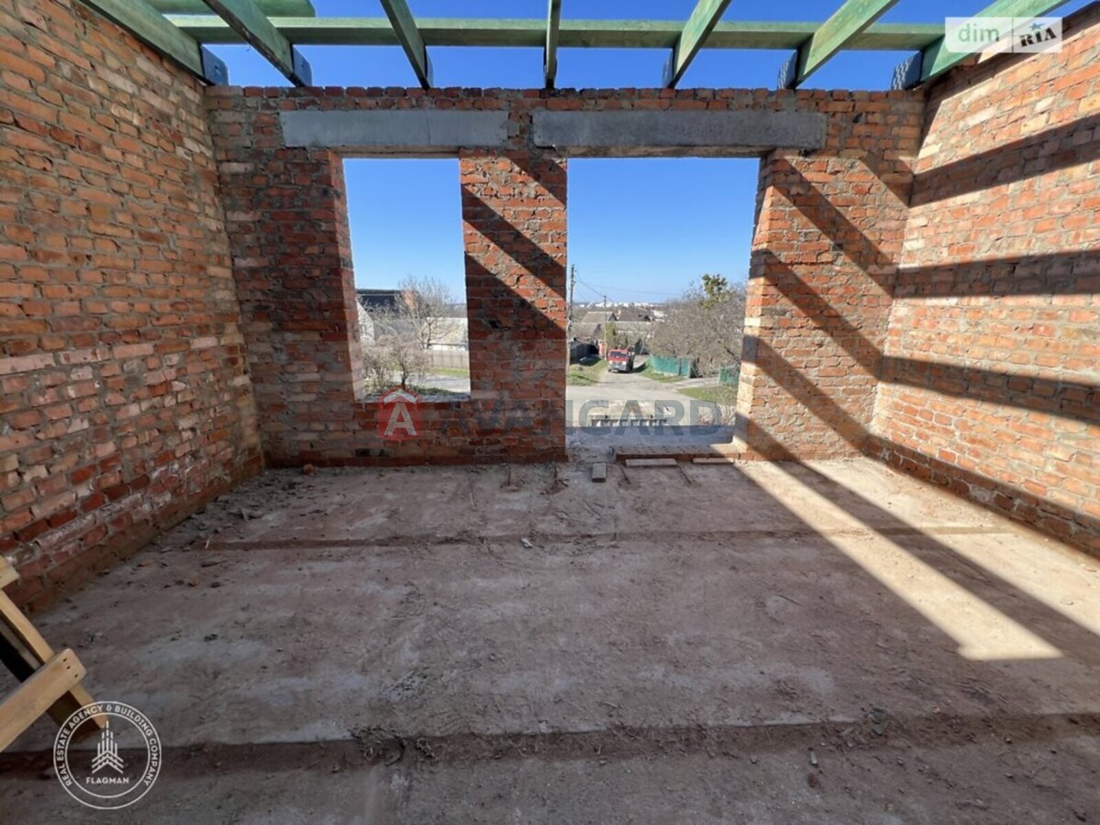 ��������, 93 ��.�. ���� 12