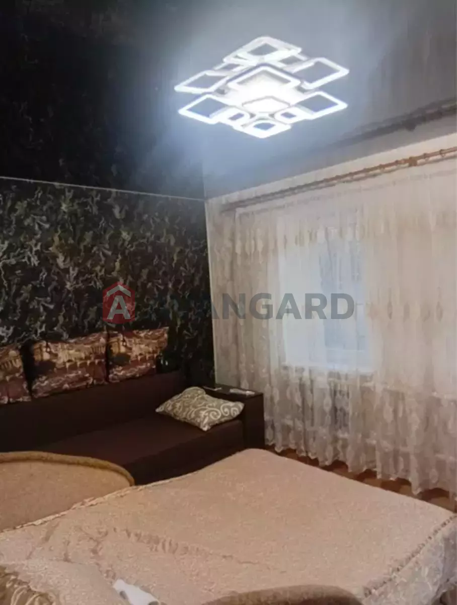 �������, 37 ��.�. ���� 5